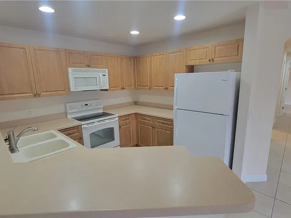 3948 Pomodoro Cir Unit 304, Cape Coral, FL 33909