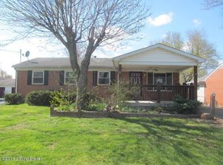 555 Blossom Rd, Louisville, KY 40229