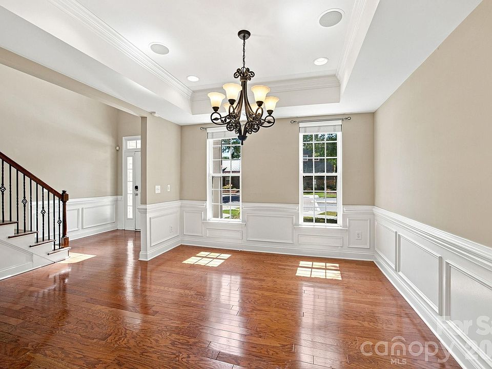 9770 Turning Wheel Dr, Charlotte, NC 28214 | MLS #4418551 | Zillow