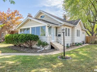 2820 25th Ave #A, Moline, IL 61265
