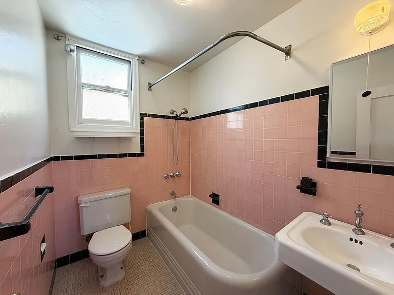 1215 Park Street — Photo 10