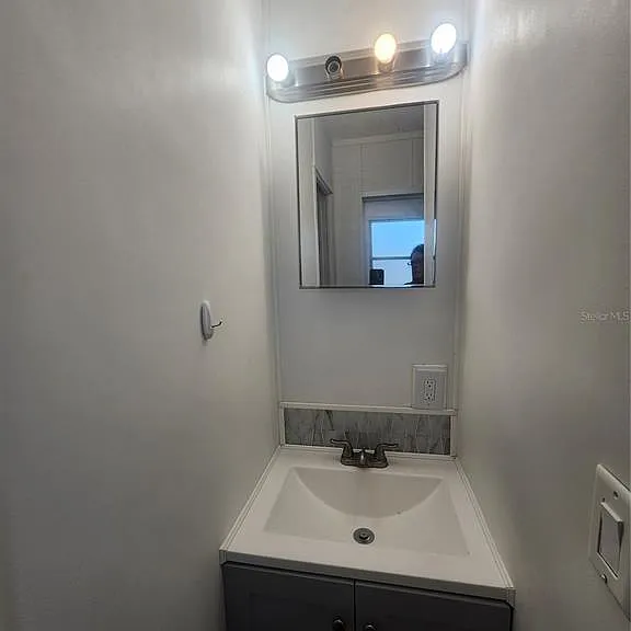2441 Beacon Dr — Photo 6