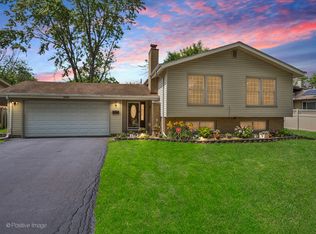 18902 Jonathan Ln, Homewood, IL 60430