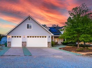 10143 Old Oregon Trl, Redding, CA 96003