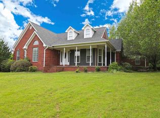 6218 Liberty Rd, Scotts Hill, TN 38374