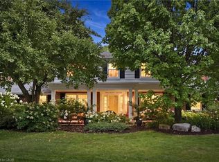 247 Linwood Cres, Burlington, ON L7L 4A2