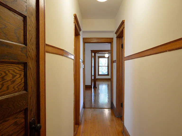 859 W Fletcher St #3 — Photo 15