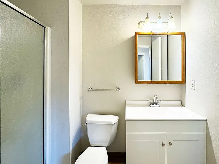 950 Patterson St #2 — Photo 15