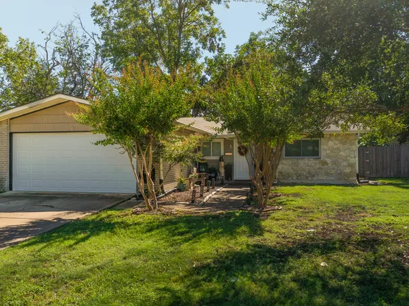 827 Greenhaven Dr, Richardson, TX 75080