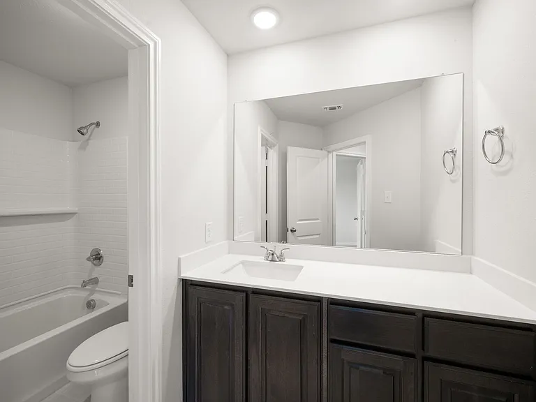 2817 Hay Ln — Photo 12