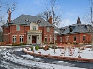 640 S Waukegan Rd, Lake Forest, IL 60045