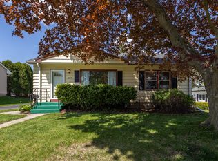 4119 S Lipton Ave, Saint Francis, WI 53235
