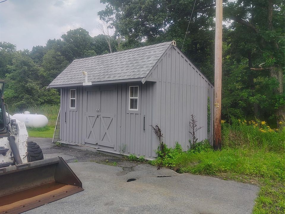 1st image of 634 Eatontown Road