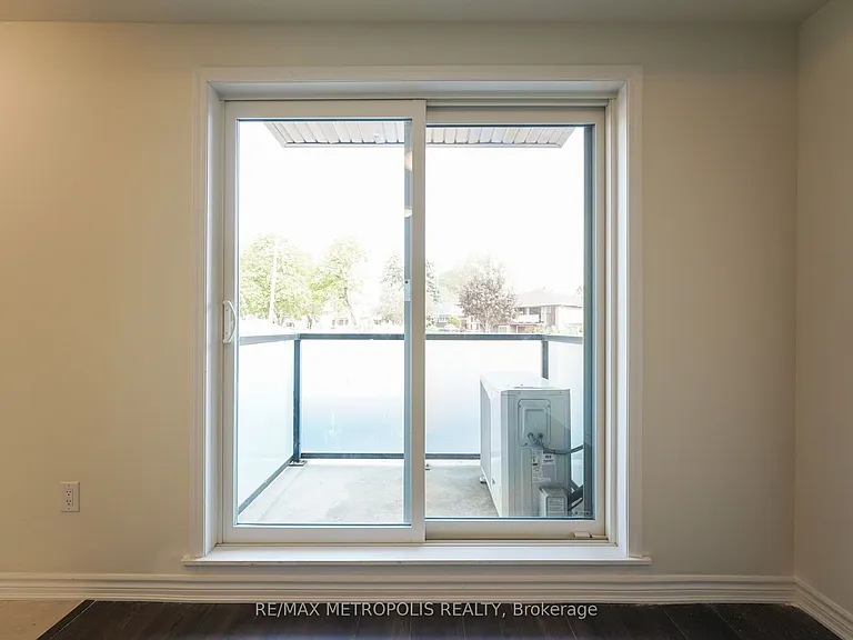 1081 Danforth Rd #125 — Photo 14