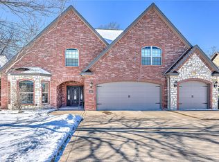 307 NE Branchwood Ter, Bentonville, AR 72712