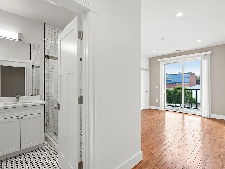 650 Mill St #204 — Photo 11