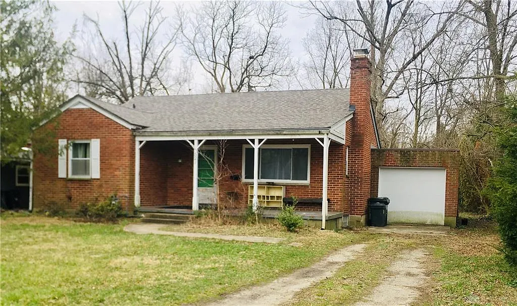 521 Lincoln Dr photo 1