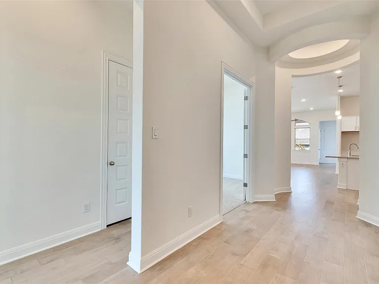 2920 Youngwood St — Photo 13