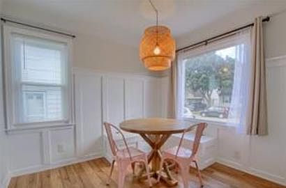 4th image of 14821 Russell Ave