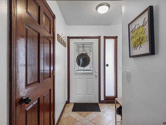 4th image of 7118 S 48th Avenue Cir
