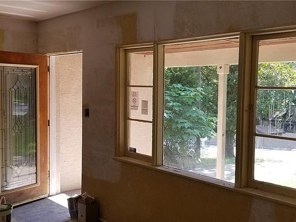 2nd image of 7202 N 15th St