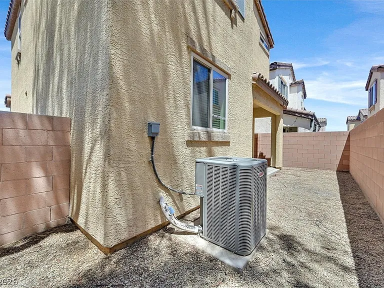 10187 Palazzo Marcelli Ct — Photo 23
