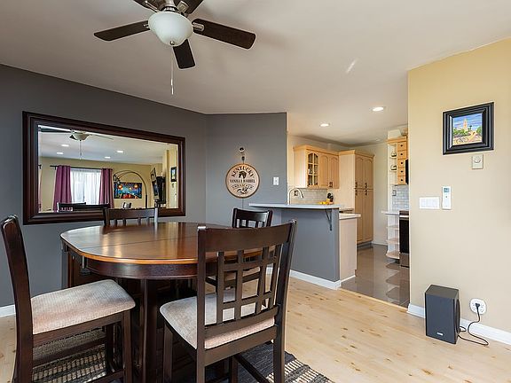 5th image of 1275 River Vista Row Unit 137