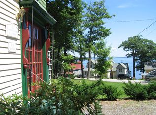 7 Sea St, Northport, ME 04849