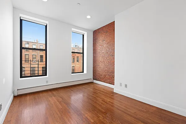 Rented by Corcoran | media 14