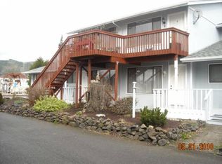433 5th St APT 2, Raymond, WA 98577