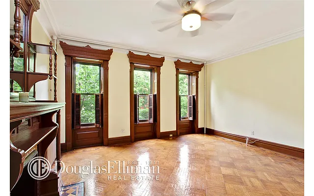 Sold by Douglas Elliman | media 18