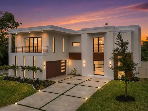 2604 Sydelle St, Sarasota, FL 34237