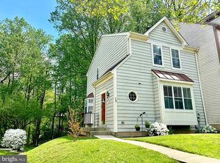 13 Waterside Ct, Germantown, MD 20874