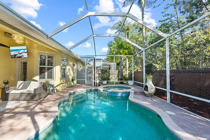 10602 Rochester Way — Photo 28