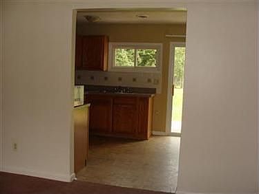 4th image of 1865 Rocklyn Dr