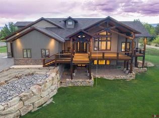 67437 Oak Leaf Dr, Montrose, CO 81401