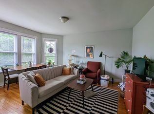 1950 N Spaulding Ave APT 2B, Chicago, IL 60647