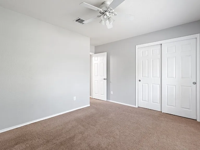 1514 Royce Ln — Photo 20