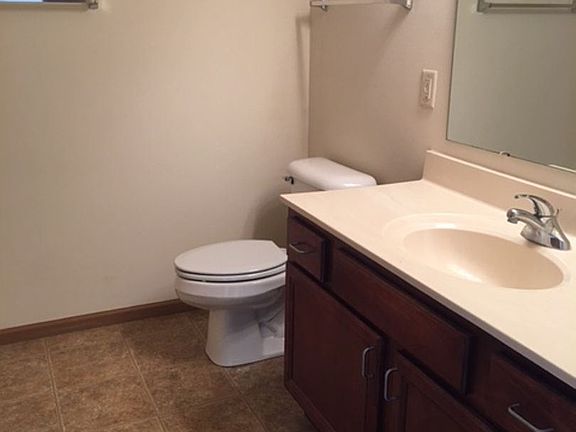 4th image of 861 Kimball Ln #206