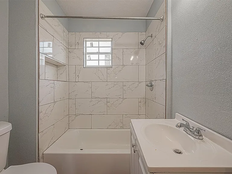 4006 Sunflower St — Photo 8