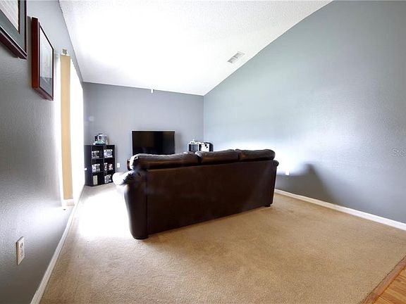 4th image of 1255 Gage Ave