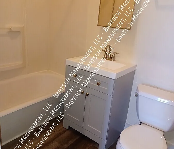 150 N Main St #9 — Photo 6