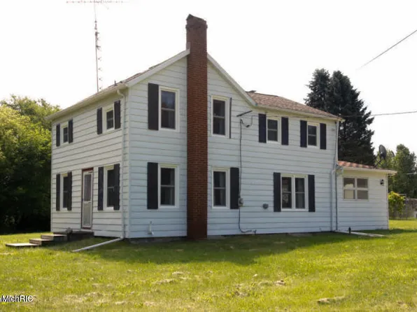 14225 Bullock Rd, Three Rivers, MI 49093