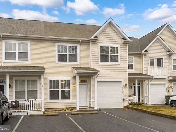 372 Schooner Ln, Berlin, MD 21811