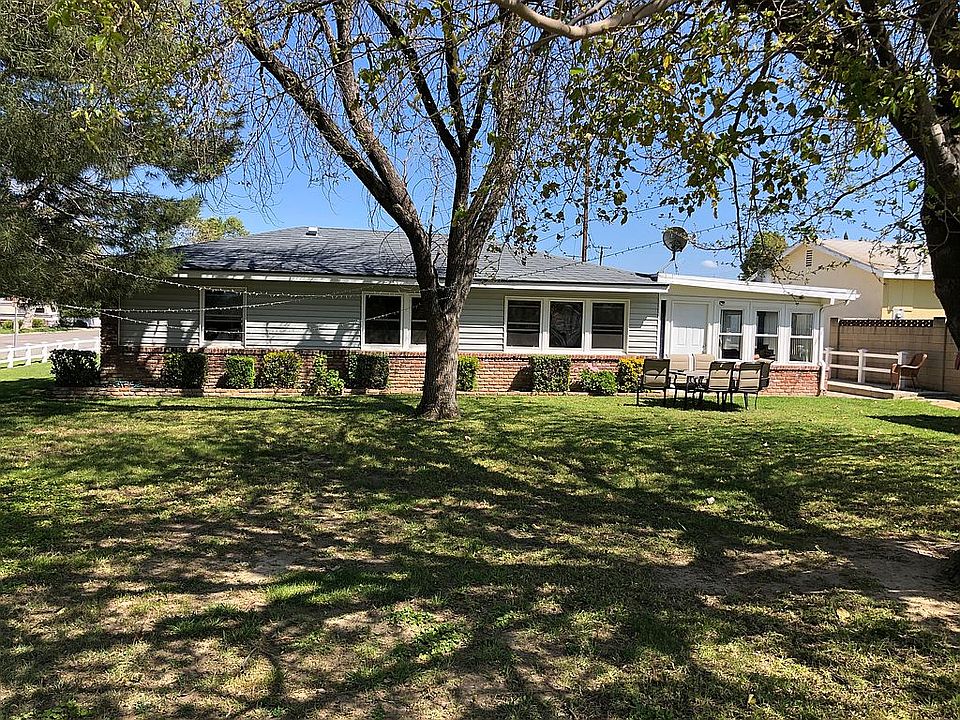 2nd image of 1351 El Cino Dr