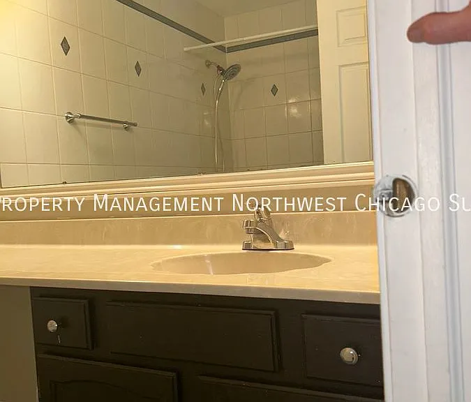 1228 Knottingham Ct #2B — Photo 26
