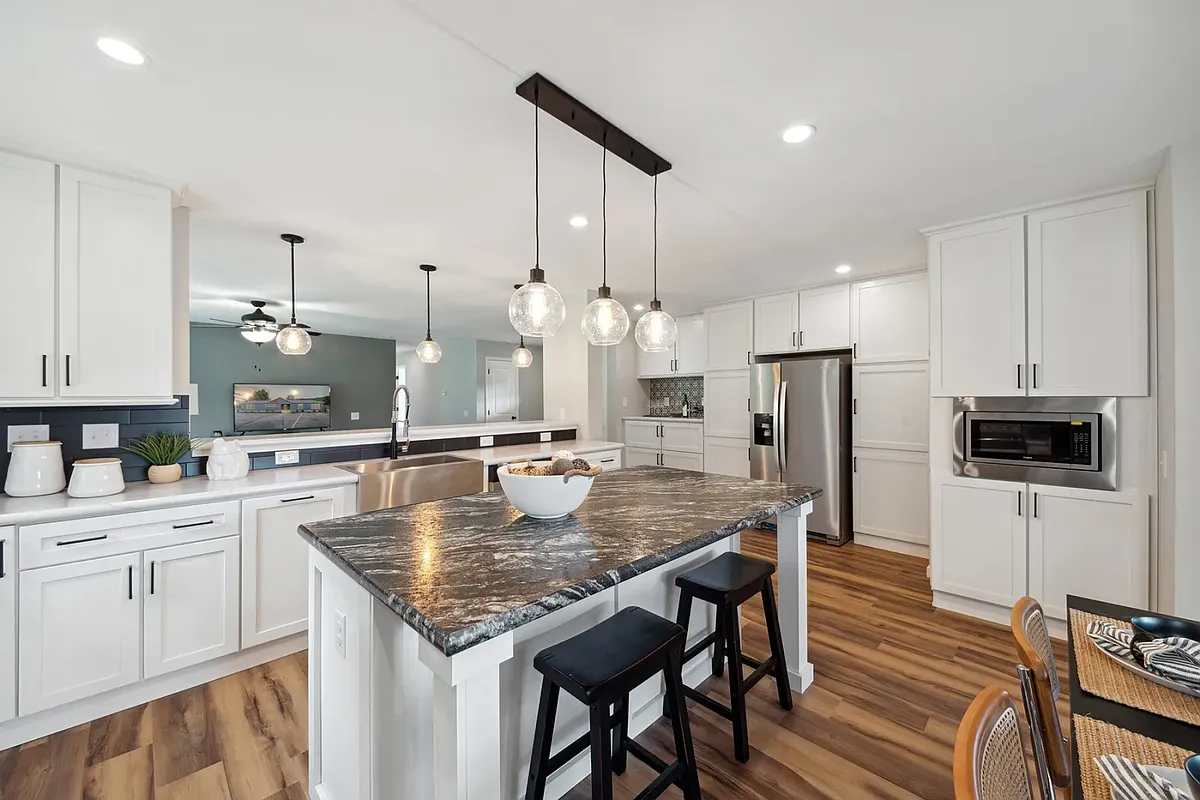 Building Photo - 5869 Arcadia Cir