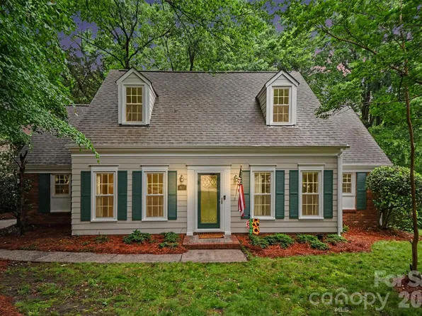 8644 Kirchenbaum Dr, Charlotte, NC 28210