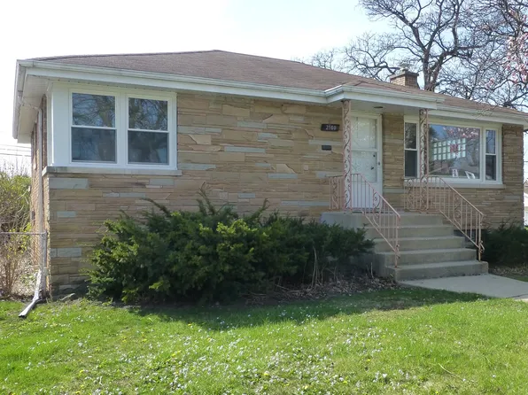 2500 S 16th Ave, Broadview, IL 60155