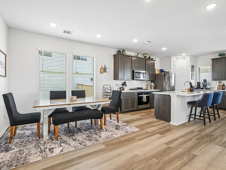 5050 Park Cor — Photo 11